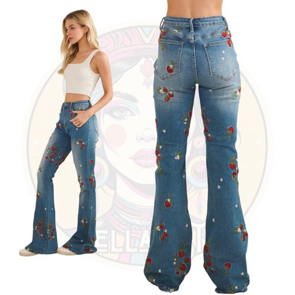 P159 OLI & HALI Lt Blue Washed Strawberry Embroidered Stretch Jeans - Picture 2 of 2